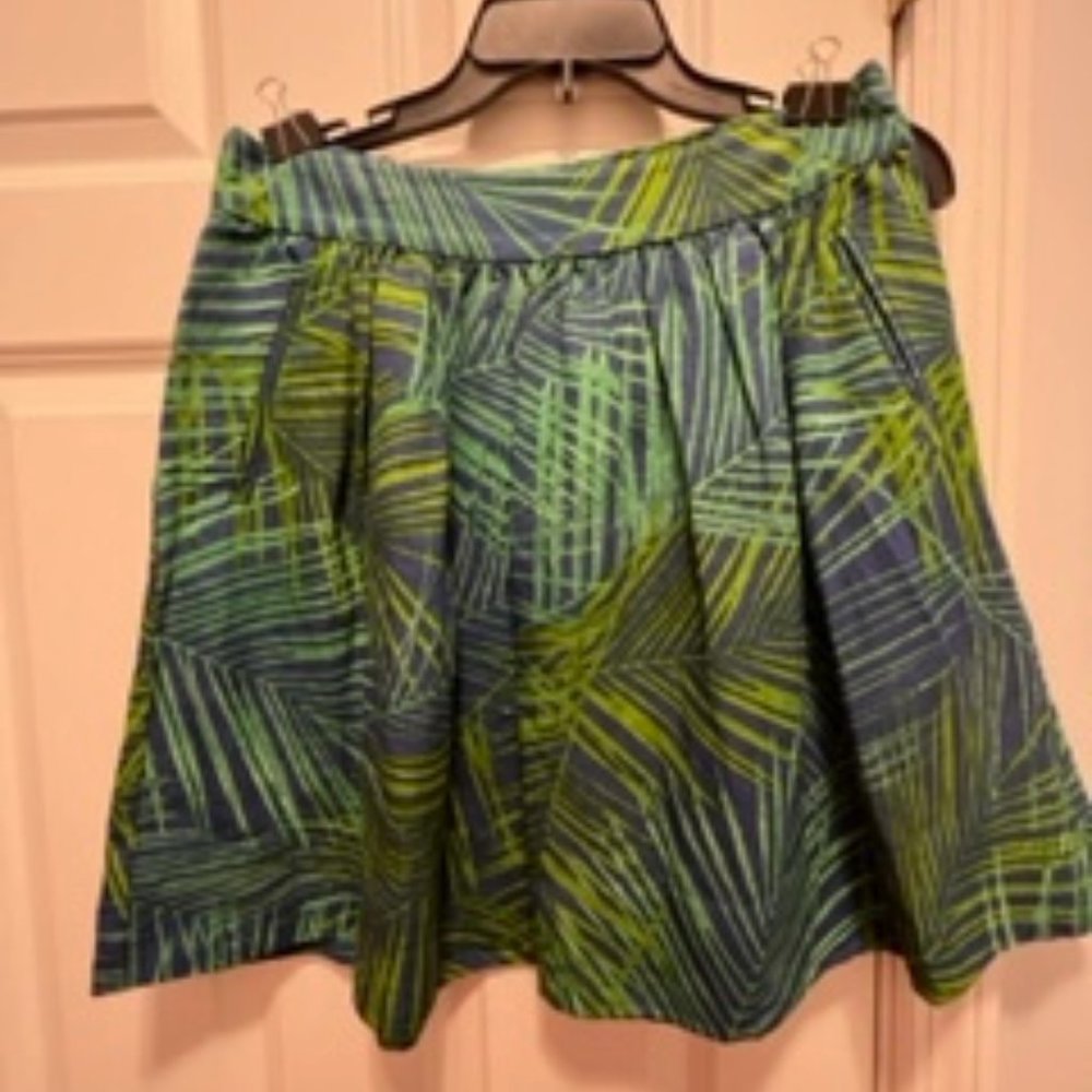 Banana Republic size 6 a line skirt bleu/ green